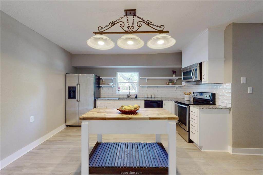 501 Watson Street - Photo 1