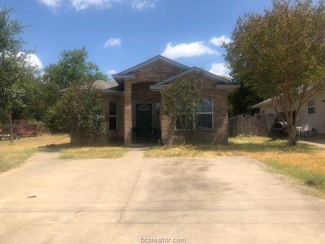 710 Live Oak Street - Photo 1