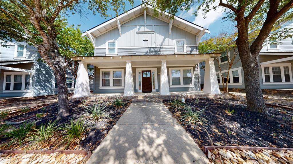 1725 Harvey Mitchell Parkway - Photo 1