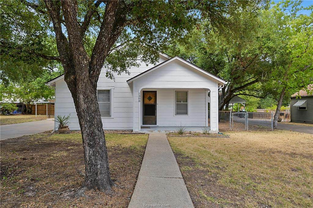 1308 Antone Street - Photo 1