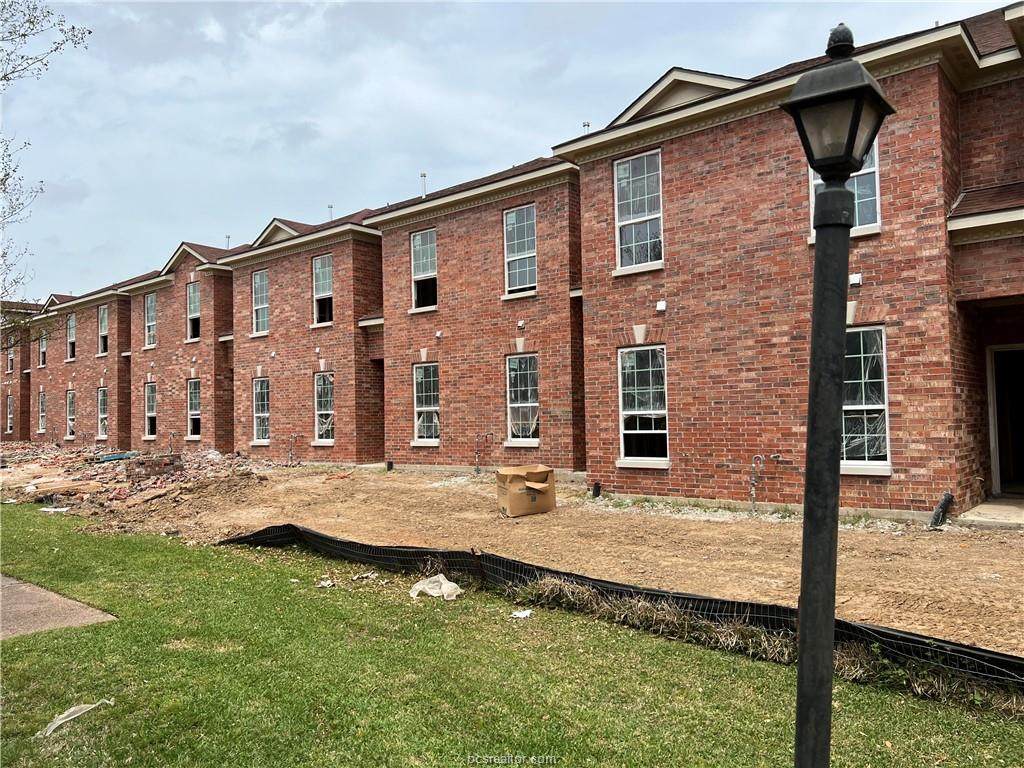 1542 Bennett Street - Photo 1
