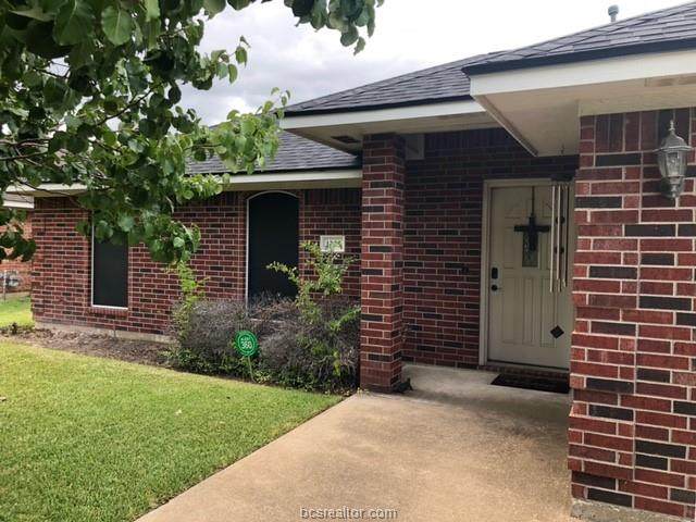 1205 Roanoke Court - Photo 1