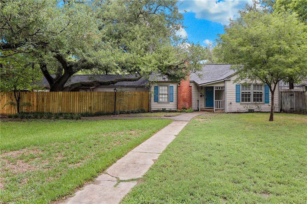 746 Oak Lane - Photo 1
