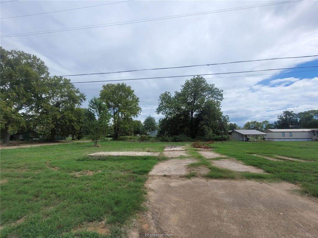 901 9th Street - Photo 1