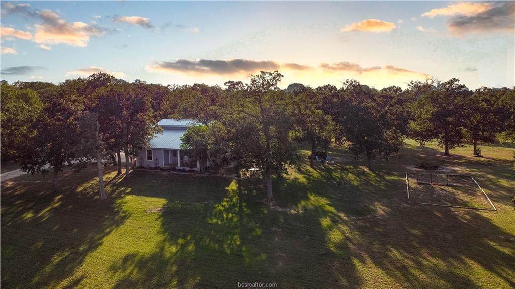 15507 Piney Oaks Lane - Photo 1