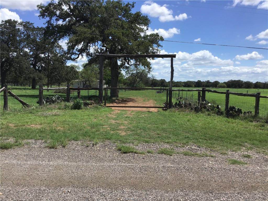 343 Batey - Photo 1