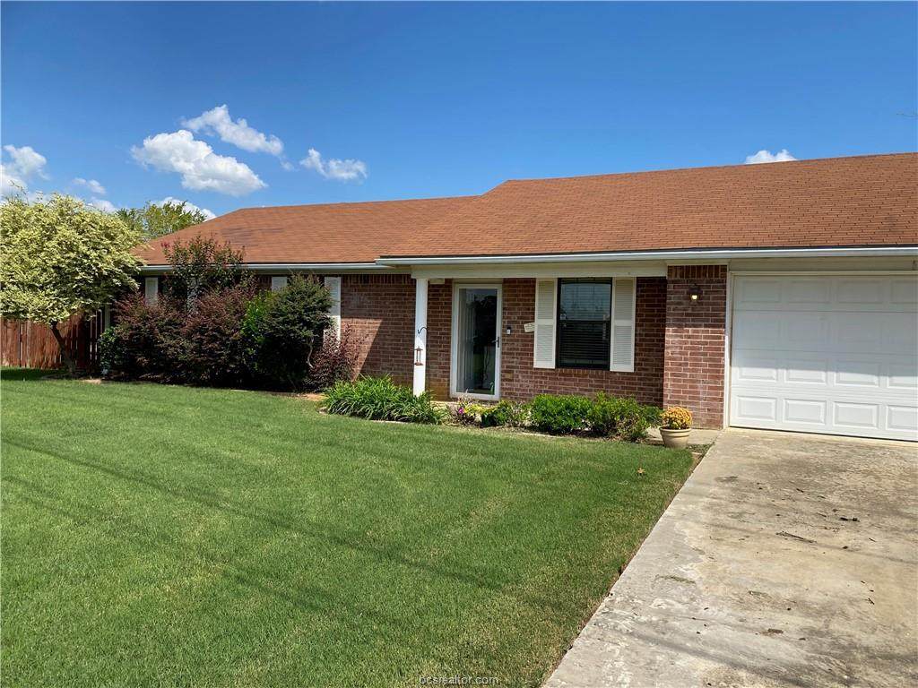 1257 Meadowview Dr, Drive - Photo 1