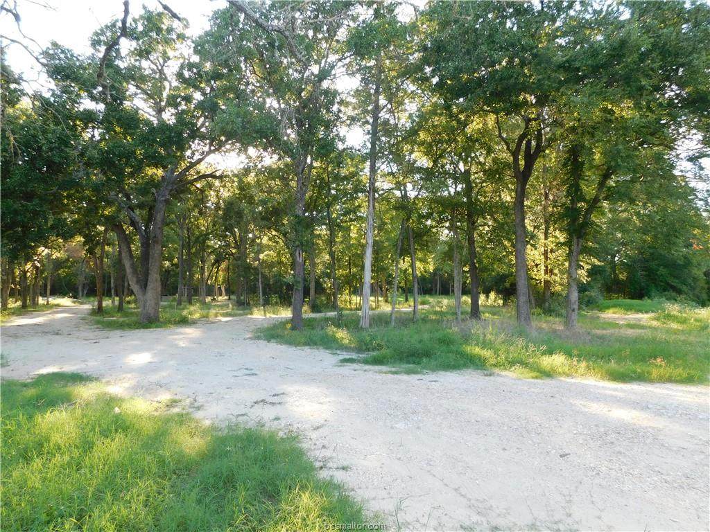 108 Silkwood Drive - Photo 1