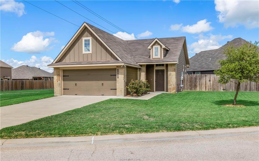 1043 Venice Drive - Photo 1