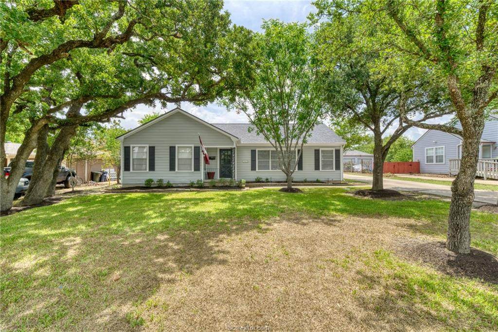1010 Walton Drive - Photo 1