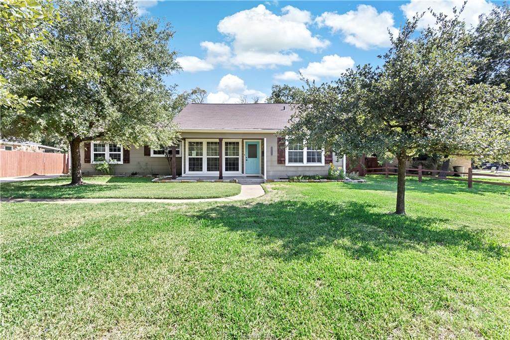 1705 Woodland Drive - Photo 1