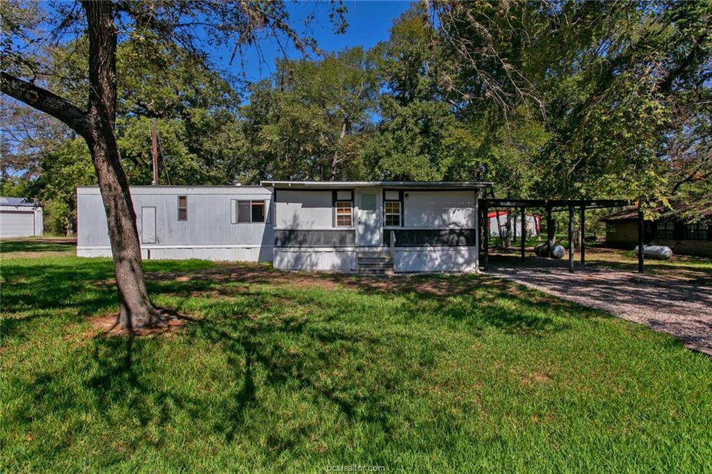 605 Park View Lane - Photo 1
