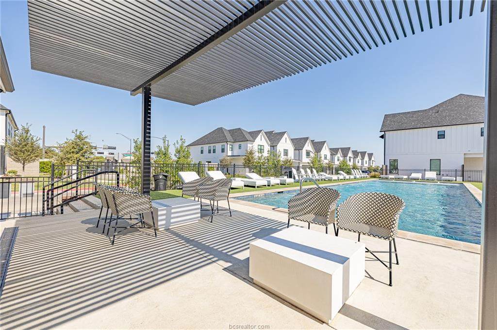 280 Estates Circle - Photo 1