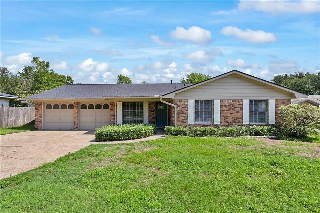 1811 Medina Drive - Photo 1