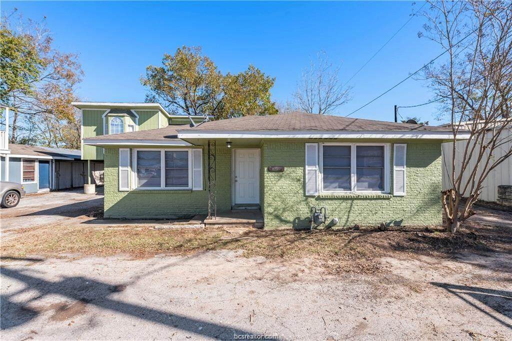 2705 College - Photo 1