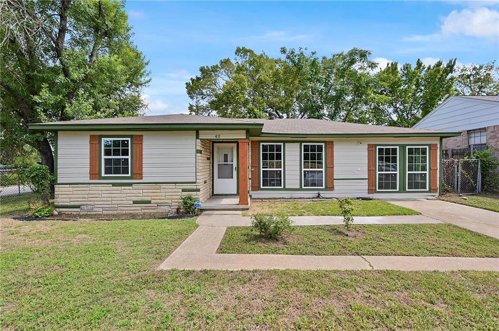 411 Randolph - Photo 1
