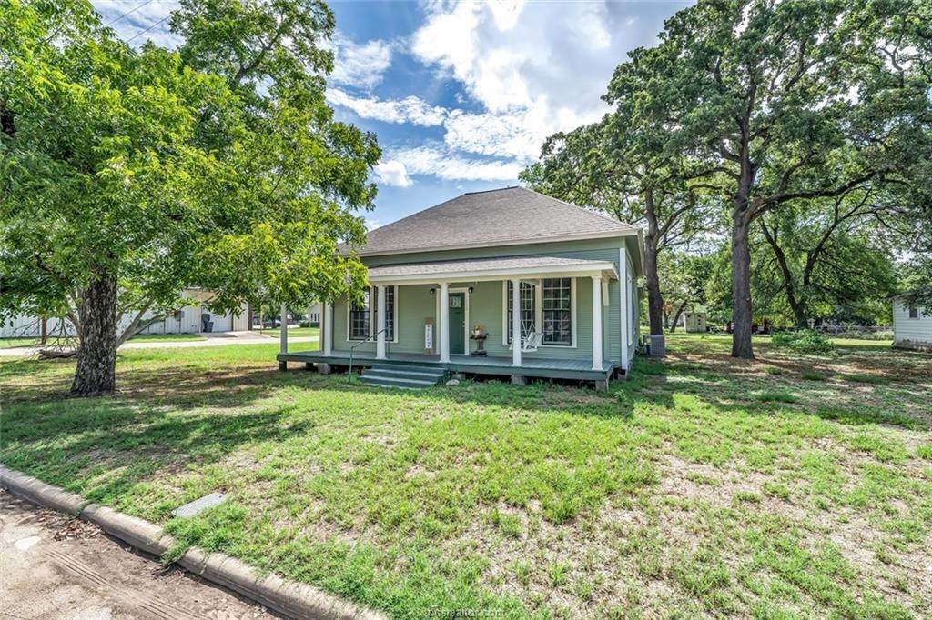 175 12th Street - Photo 1
