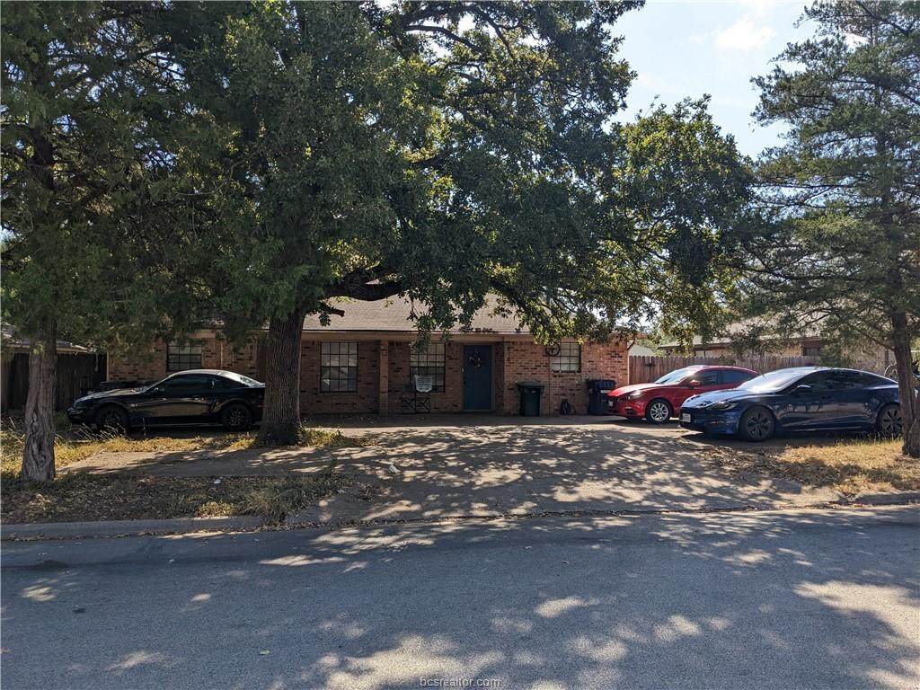 816-818 San Benito Drive - Photo 1