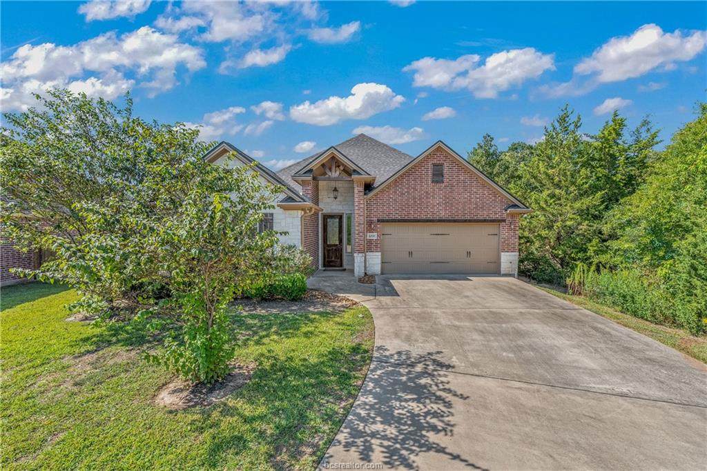 8200 Carters Cove - Photo 1