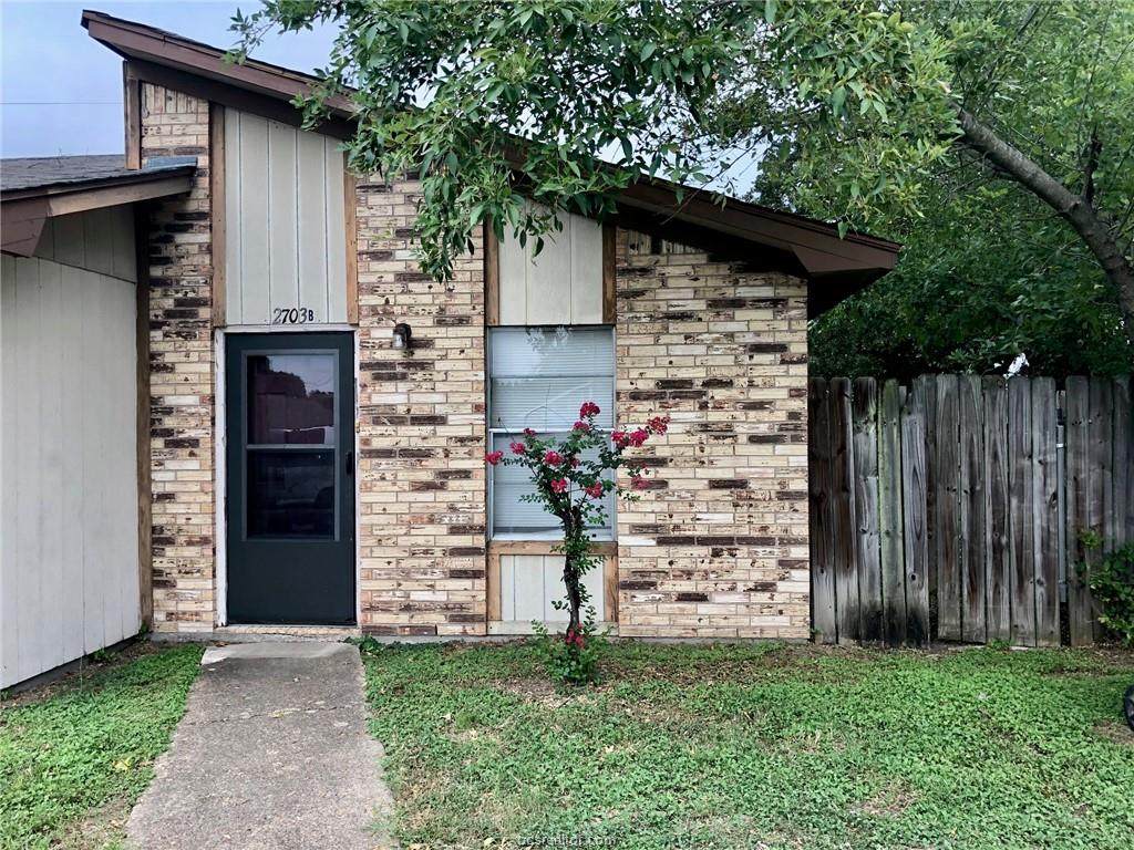 2703 Sprucewood Street - Photo 1