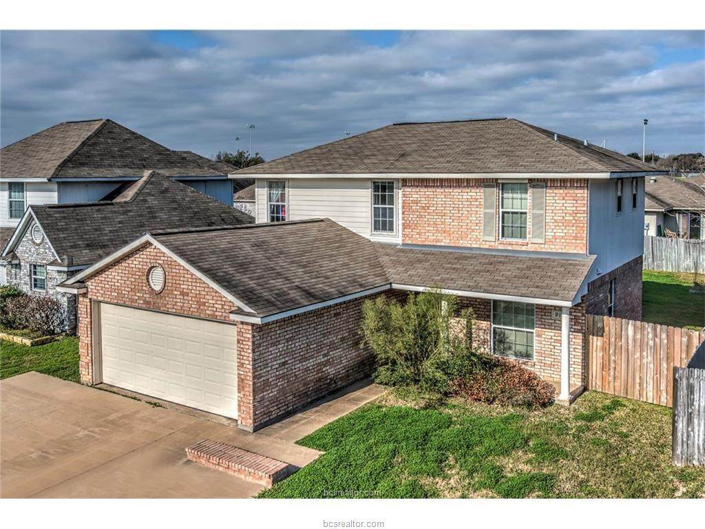 913 Gardenia Street - Photo 1