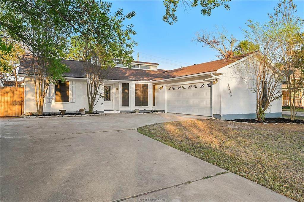 4015 Green Valley Drive - Photo 1