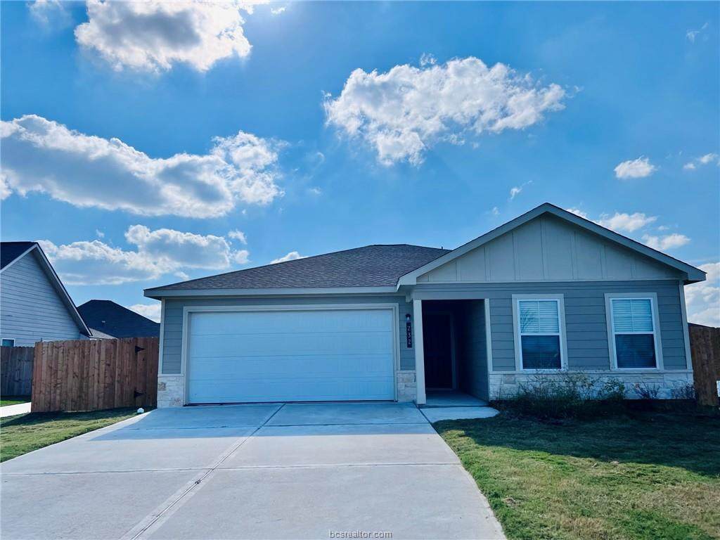 232 Pleasant Path - Photo 1