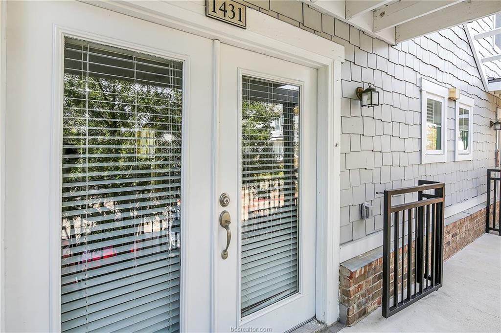 1725 Harvey Mitchell Parkway - Photo 1