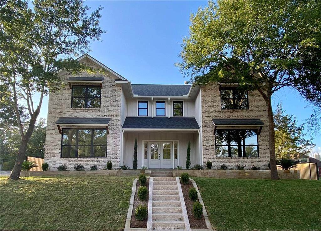 2016 Bienski Boulevard - Photo 1