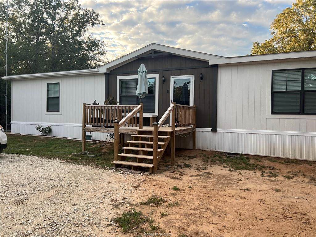 2846 Overlook Drive - Photo 1