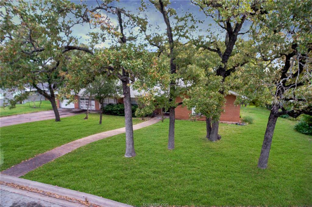 2311 Morningside Drive - Photo 1