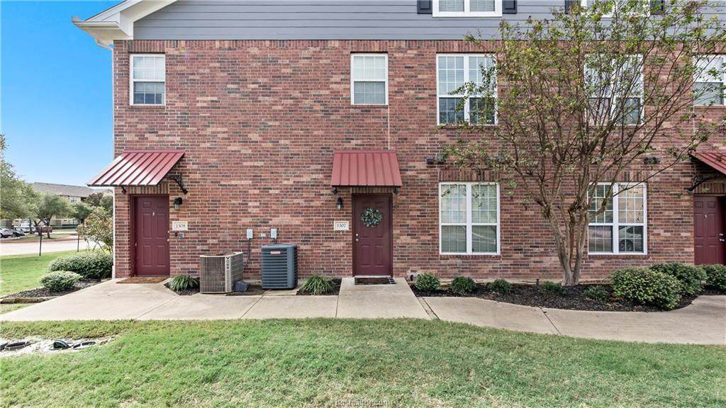801 Luther Street - Photo 1