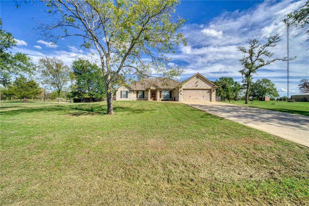 401 Raney Lane - Photo 1