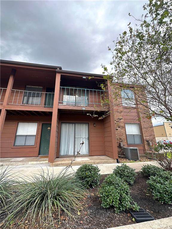 904 University Oaks #154 - Photo 1