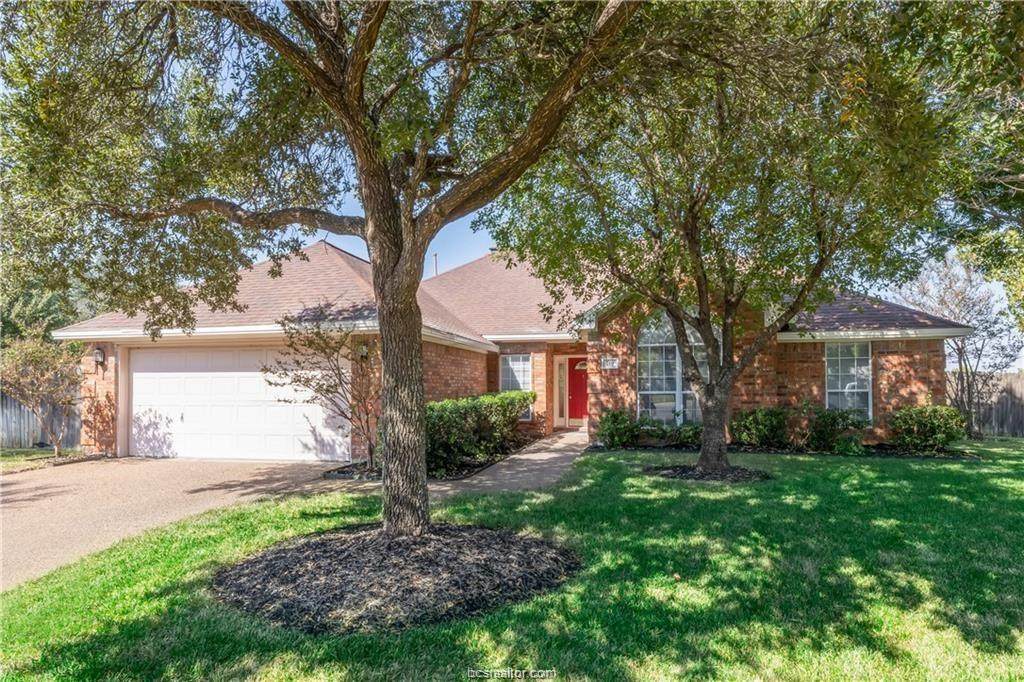 719 Brussels Drive - Photo 1