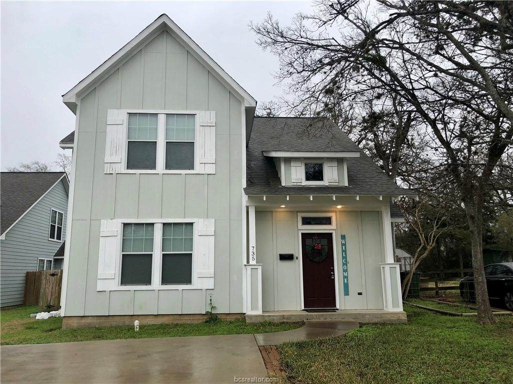 735 Meadow Lane - Photo 1