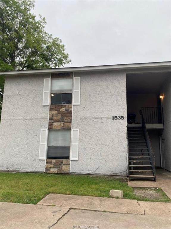 1535 Pine Ridge Drive - Photo 1