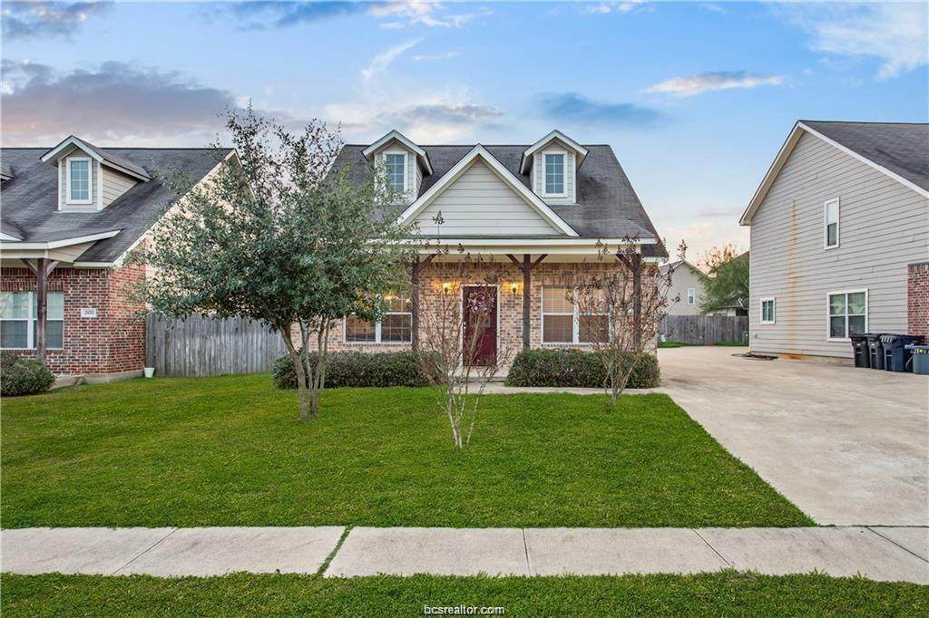 2488 Horse Shoe Drive - Photo 1