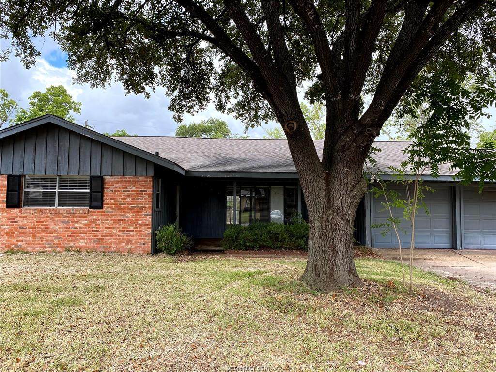 1411 Lawyer Street - Photo 1