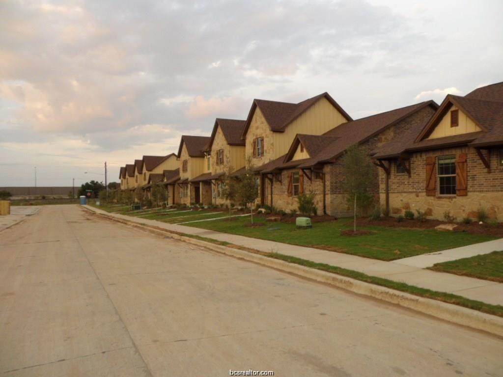 3410 General Parkway - Photo 1