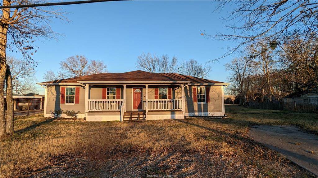 203 Minnie Street - Photo 1