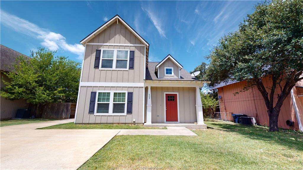 609 Peyton - Photo 1