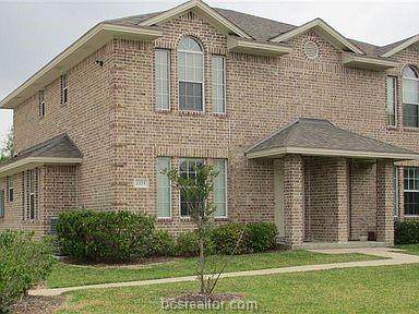2305 Autumn Chase Loop - Photo 1