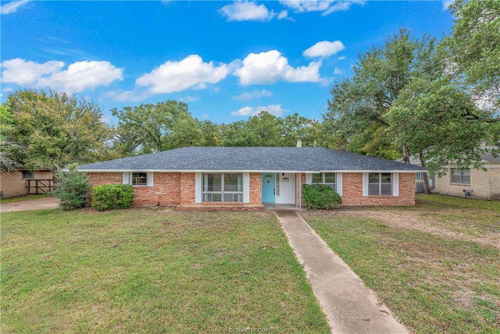 205 Brookside - Photo 1