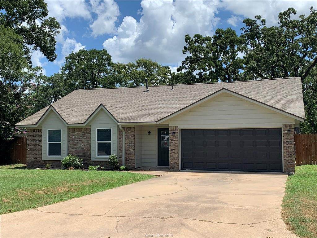 1004 Val Verde Drive - Photo 1