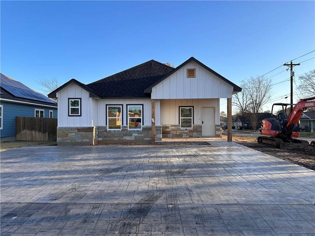 1200 Military Drive - Photo 1