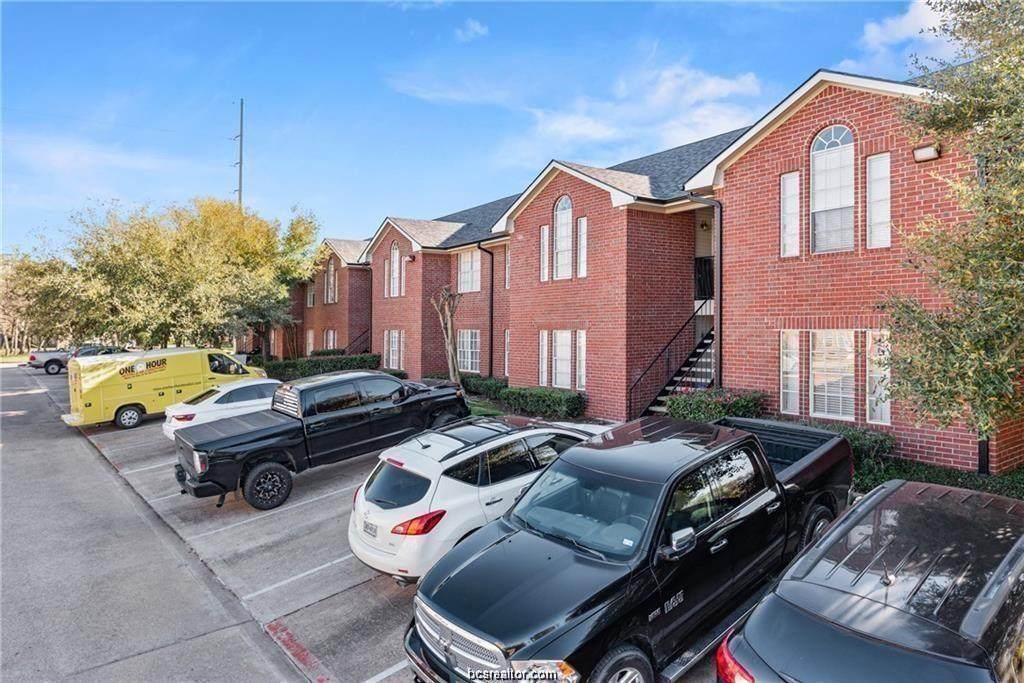 901 Balcones Drive - Photo 1