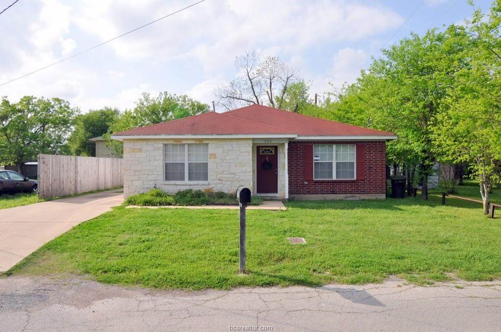 505 Gilbert Street - Photo 1