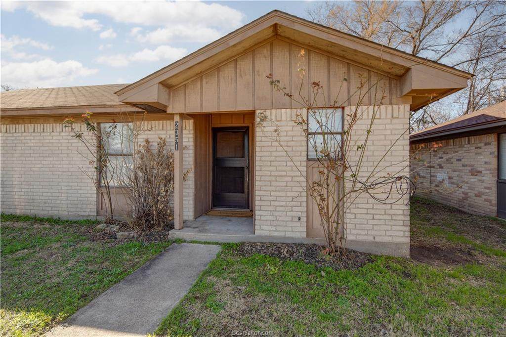 2351 Earl Rudder Fwy - Photo 1
