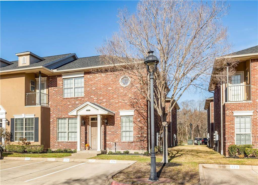 324 Forest Drive - Photo 1